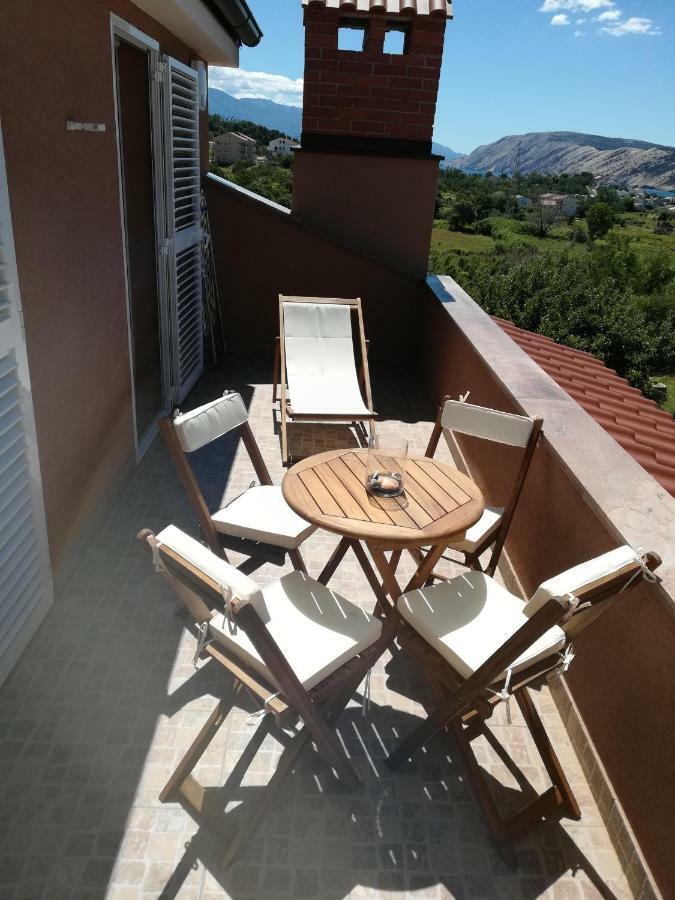 Apartments Mestrovic โลปาร์ ภายนอก รูปภาพ