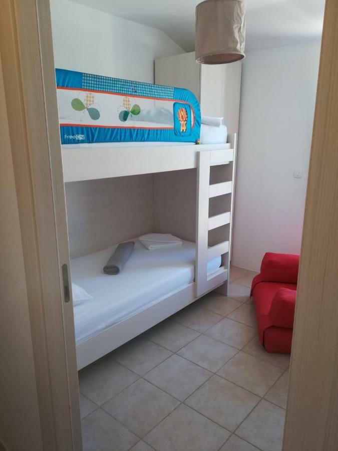 Apartments Mestrovic โลปาร์ ภายนอก รูปภาพ